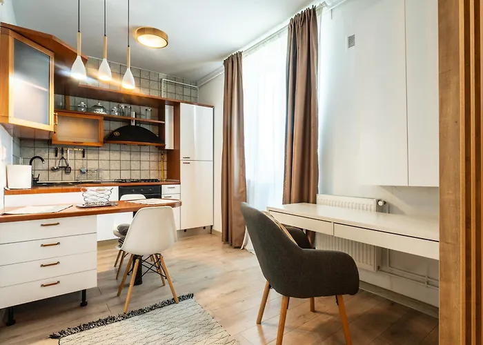 Apartament Charming & Cozy 1br Flat In The Heart Of