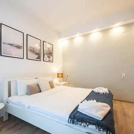 Charming & Cozy 1br Flat In The Heart Of
