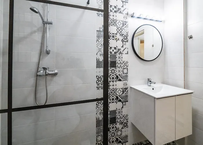 Charming & Cozy 1br Flat In The Heart Of * 布加勒斯特