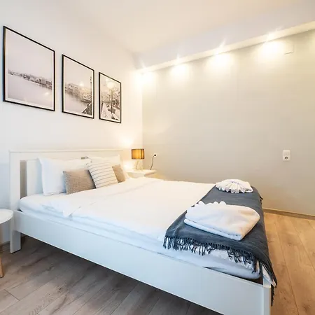 Charming & Cozy 1br Flat In The Heart Of Apartment Bucharest