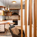 Charming & Cozy 1br Flat In The Heart Of Apartman *