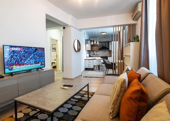 Charming & Cozy 1br Flat In The Heart Of * ブカレスト